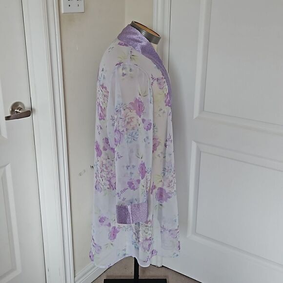 Jaclyn Smith Sleepwear Ladies Pullover Floral Robe W Satin Trim Medium Lavender - Picture 5 of 16